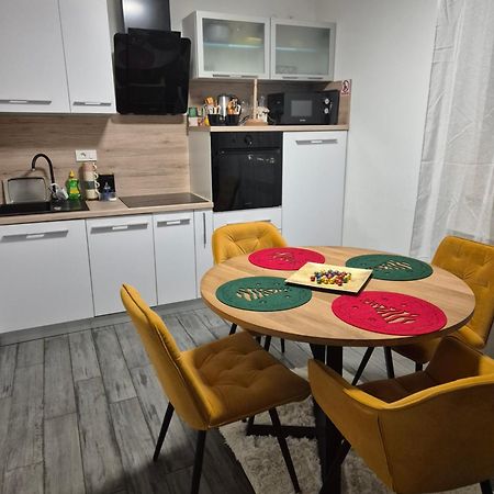 Apartman Na Jezeru Zagreb Bagian luar foto