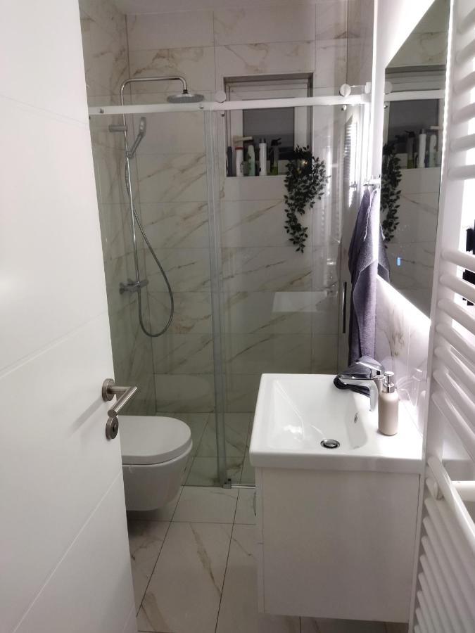 Apartman Na Jezeru Zagreb Bagian luar foto