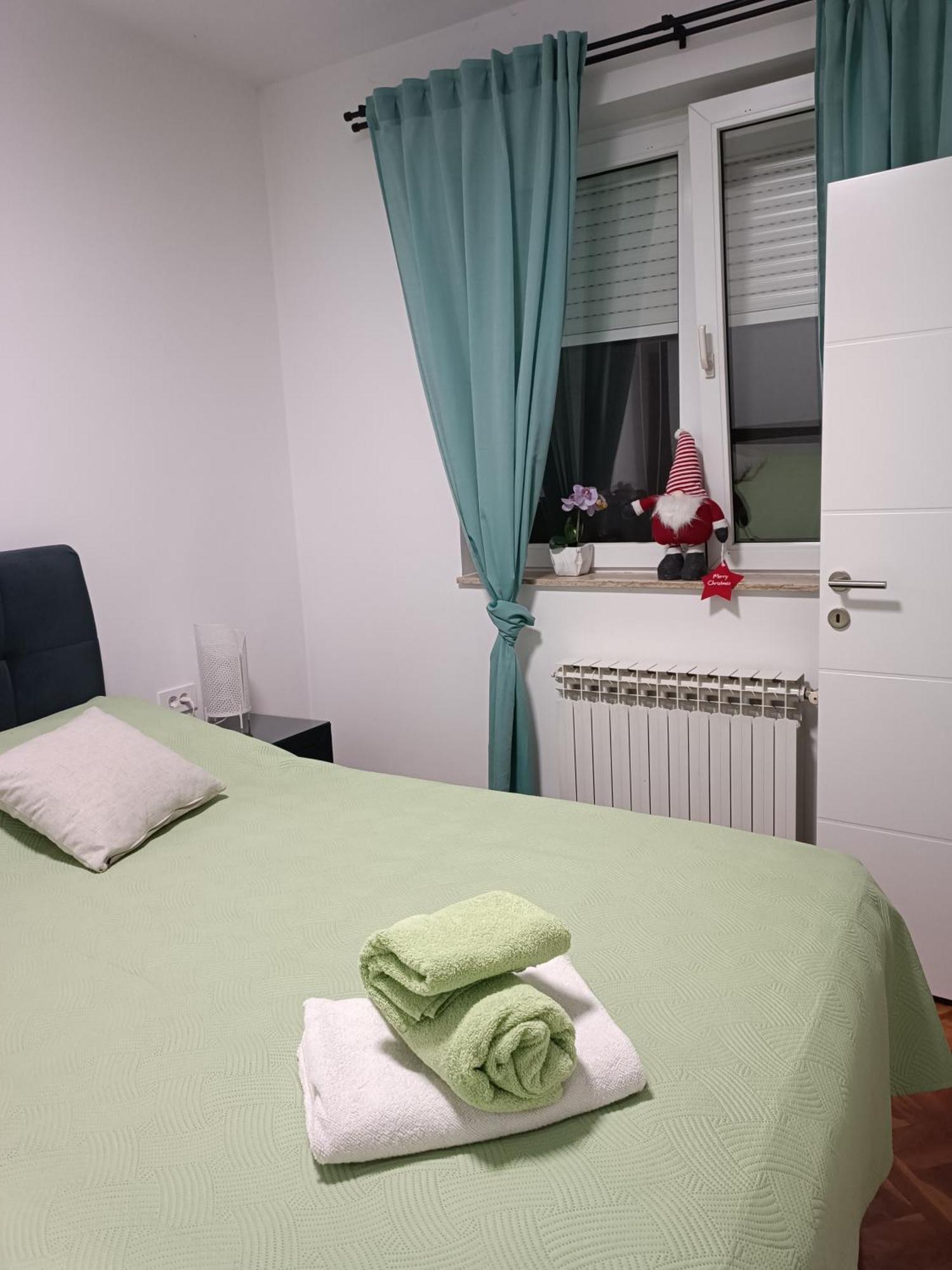 Apartman Na Jezeru Zagreb Bagian luar foto