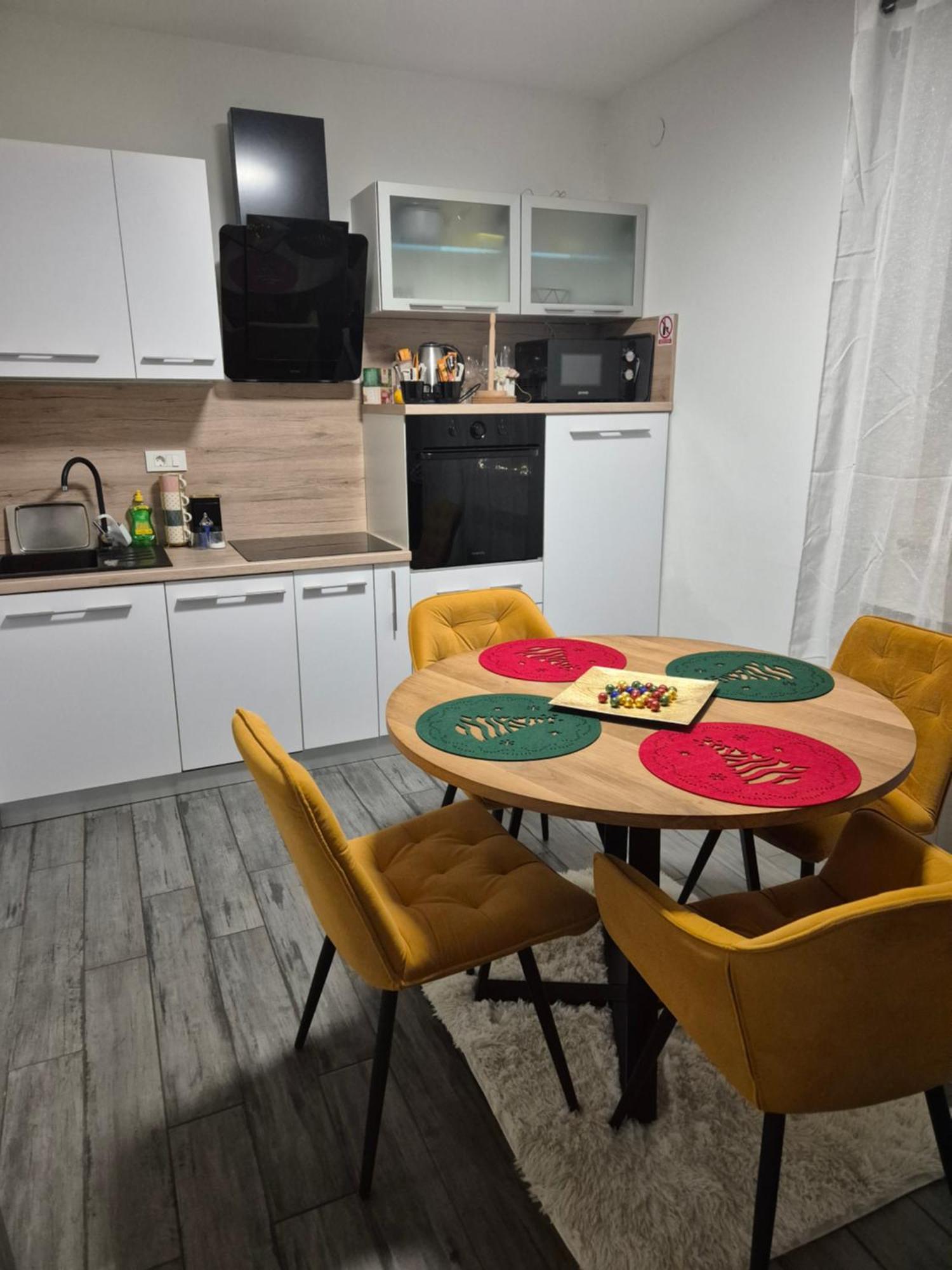 Apartman Na Jezeru Zagreb Bagian luar foto